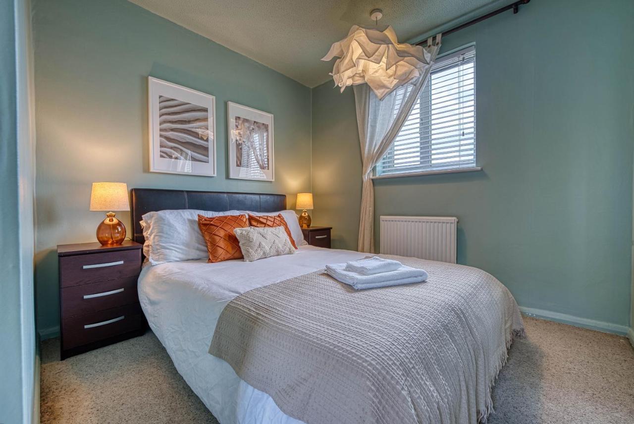 Capri 13 Sa - Contemporary 2 Bedroom House In Loughborough With Free Parking, Close To Loughborough University & M1 Motorway Buitenkant foto