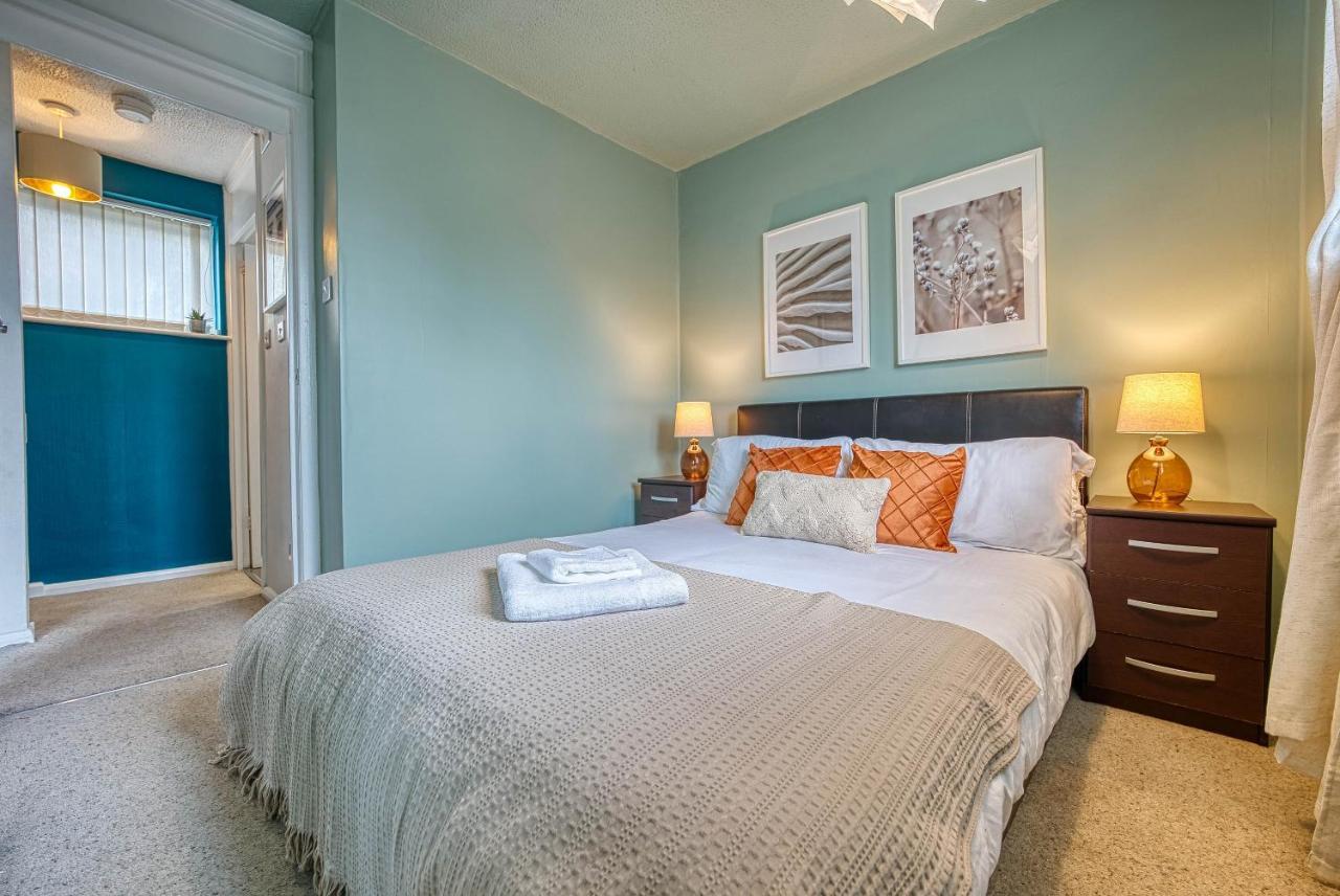 Capri 13 Sa - Contemporary 2 Bedroom House In Loughborough With Free Parking, Close To Loughborough University & M1 Motorway Buitenkant foto